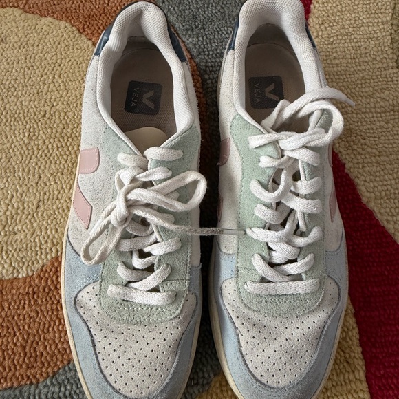 VEJA V-10 Multicolor Natural Babe in Neutral Sneakers Shoes Women’s Size US 9